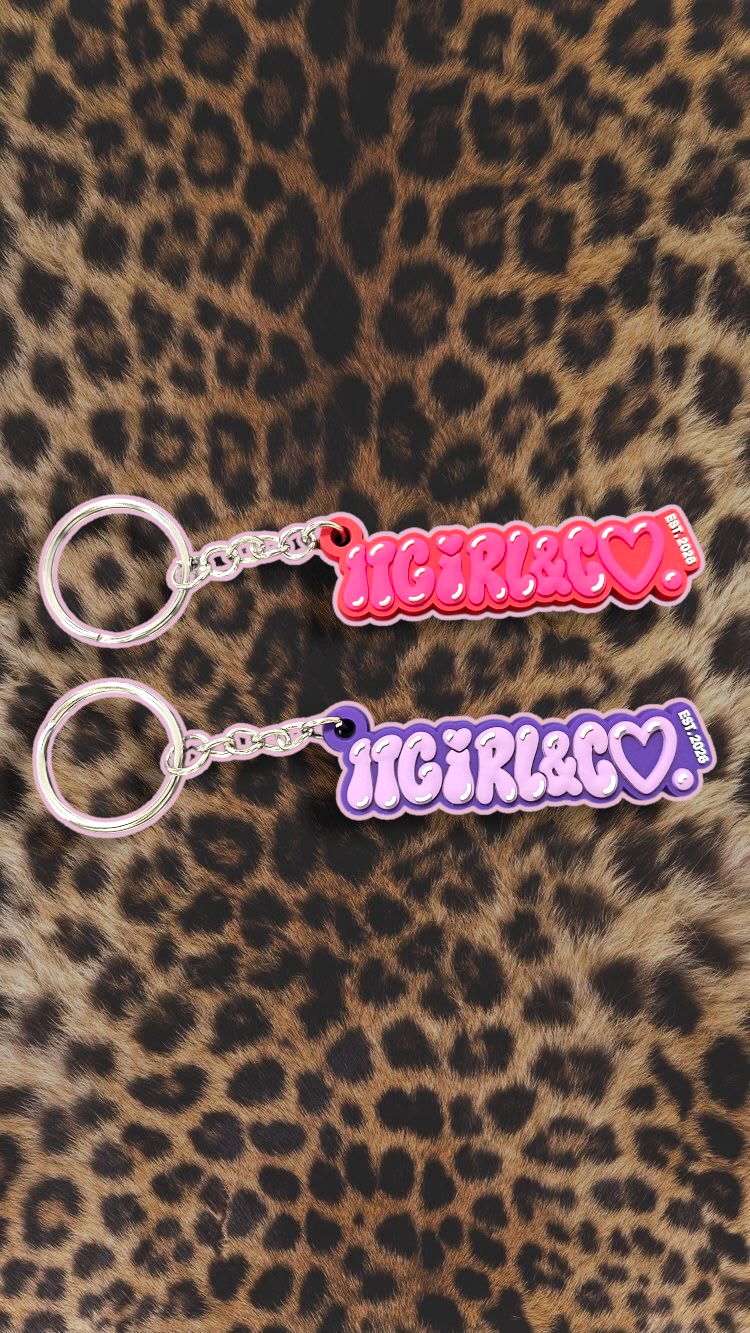 IT GIRL MINI ᥫ᭡ Keychain